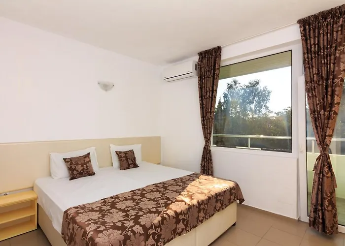 Sunny Dream 3* Carevo